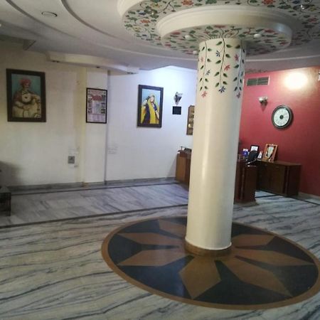 ג'איפור Hotel Madhav Palace מראה חיצוני תמונה